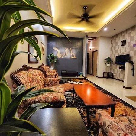 Staylena Klebang Melaka Homestay - Musliem Unit Екстериор снимка