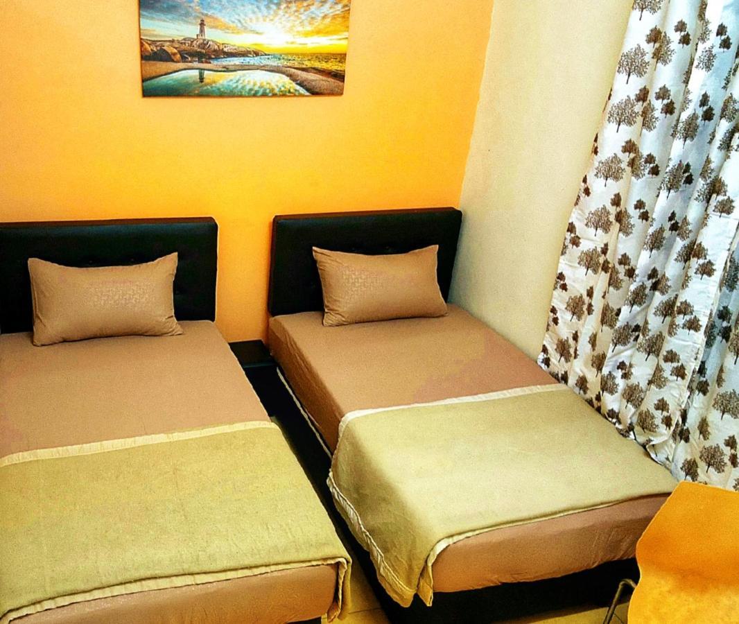 Staylena Klebang Melaka Homestay - Musliem Unit Екстериор снимка