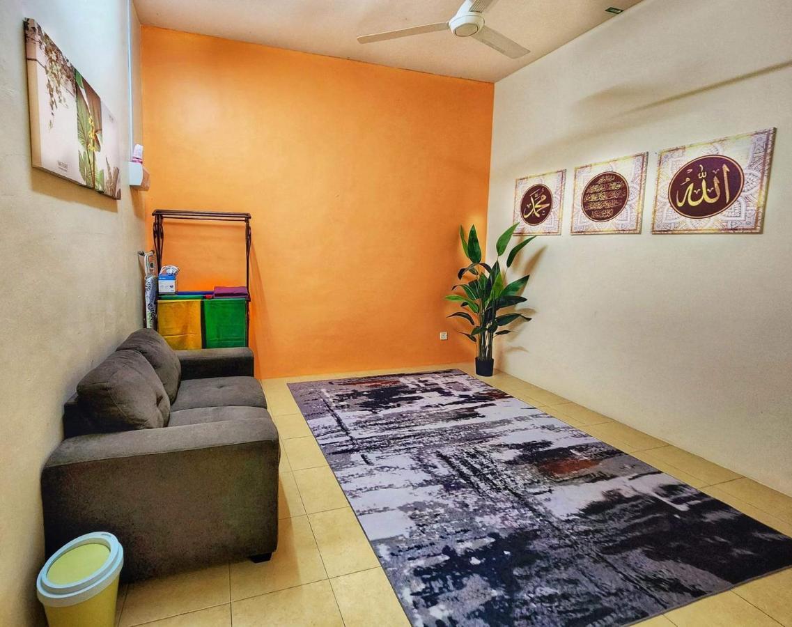 Staylena Klebang Melaka Homestay - Musliem Unit Екстериор снимка